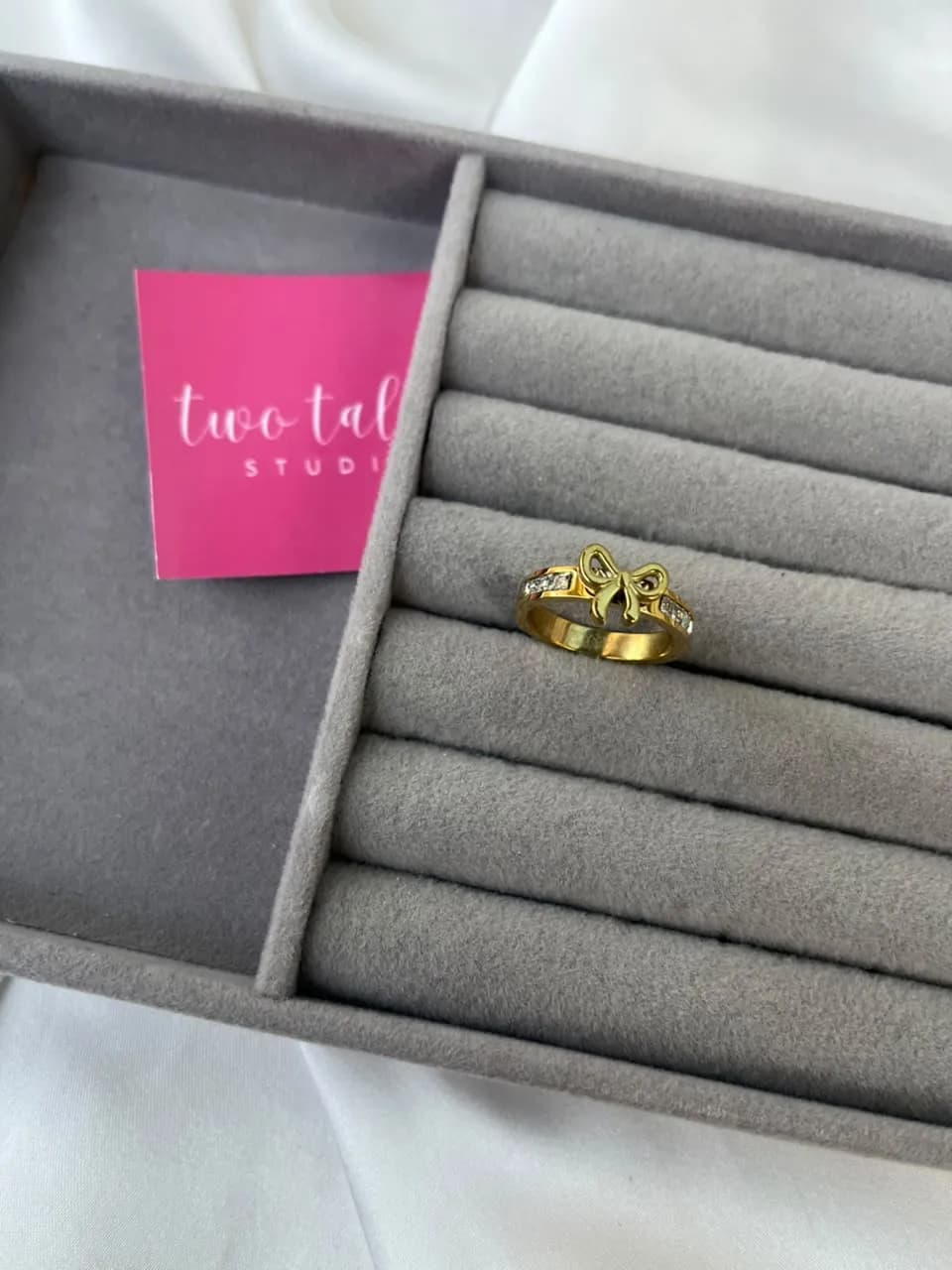 Bow Ring 