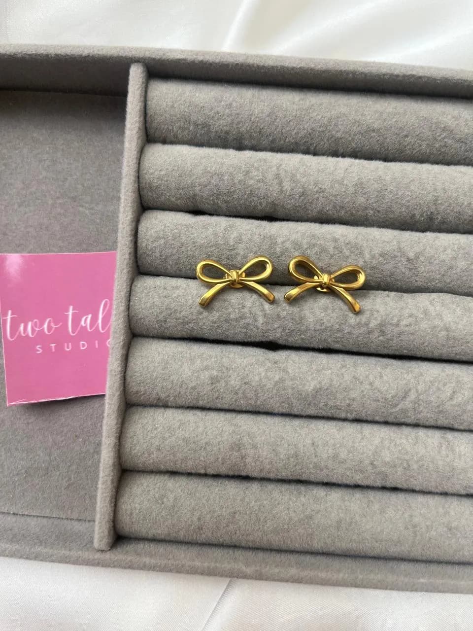 Bow Studs