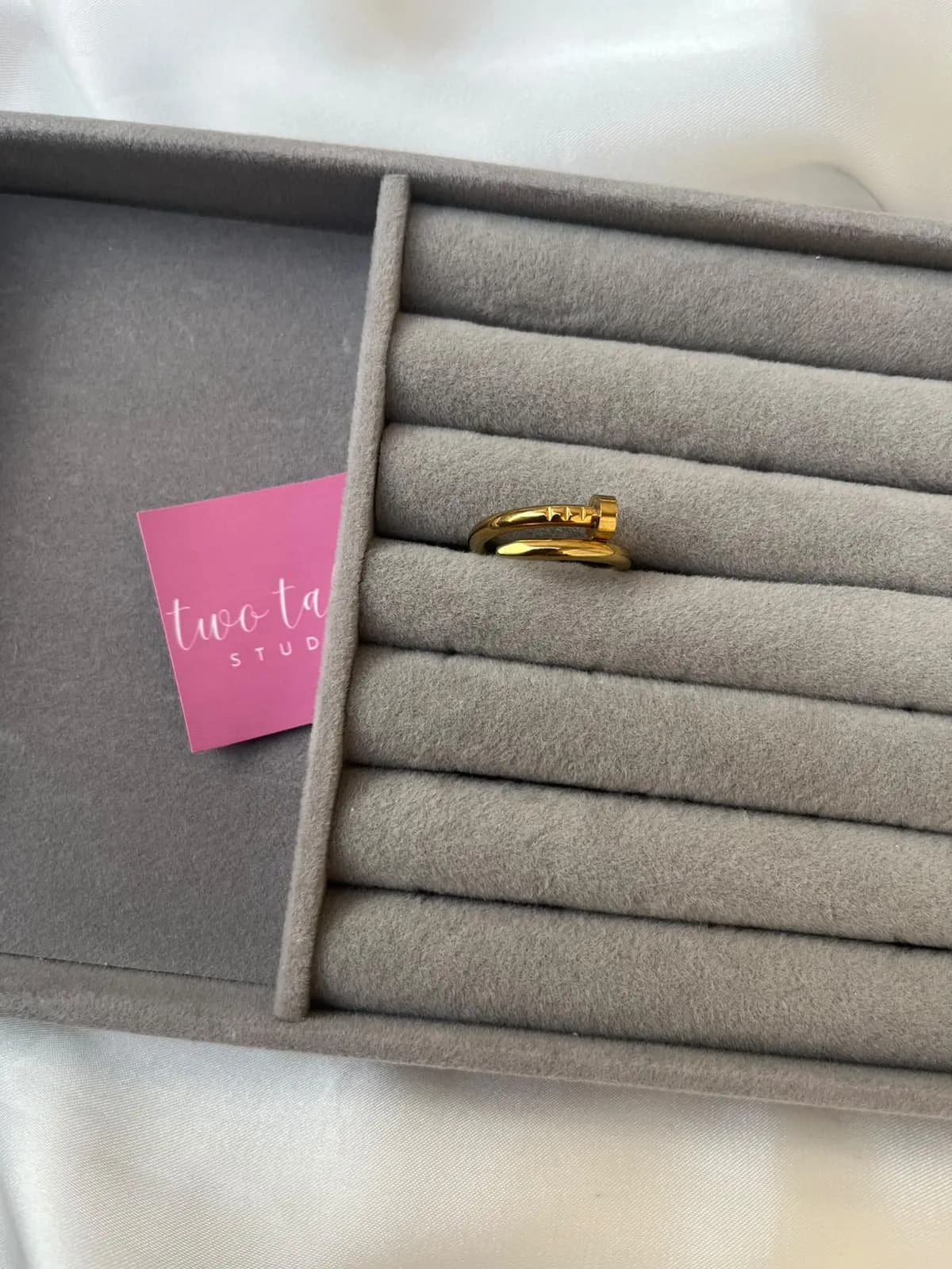 Nail Ring