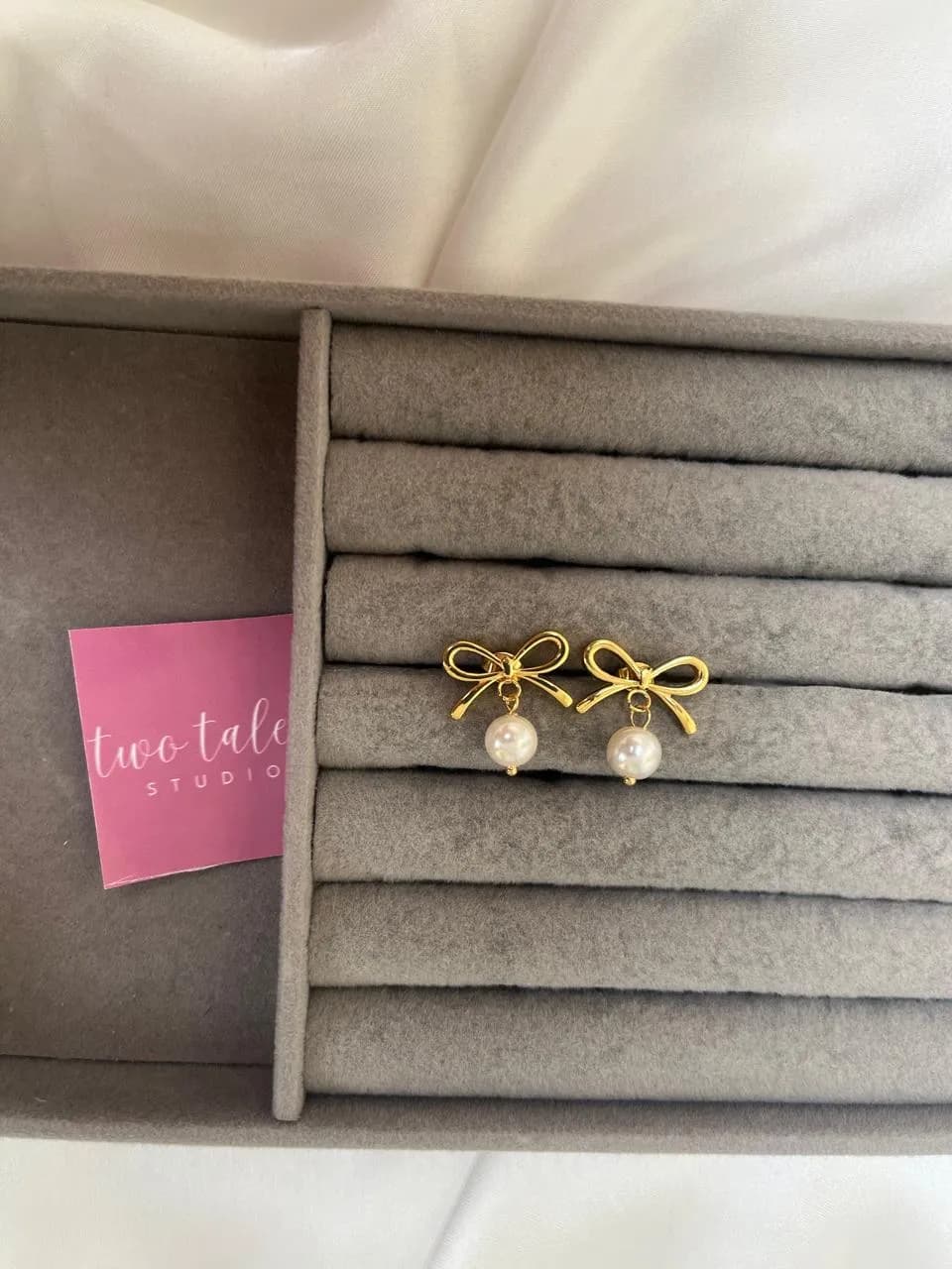 Pearl Bow Studs