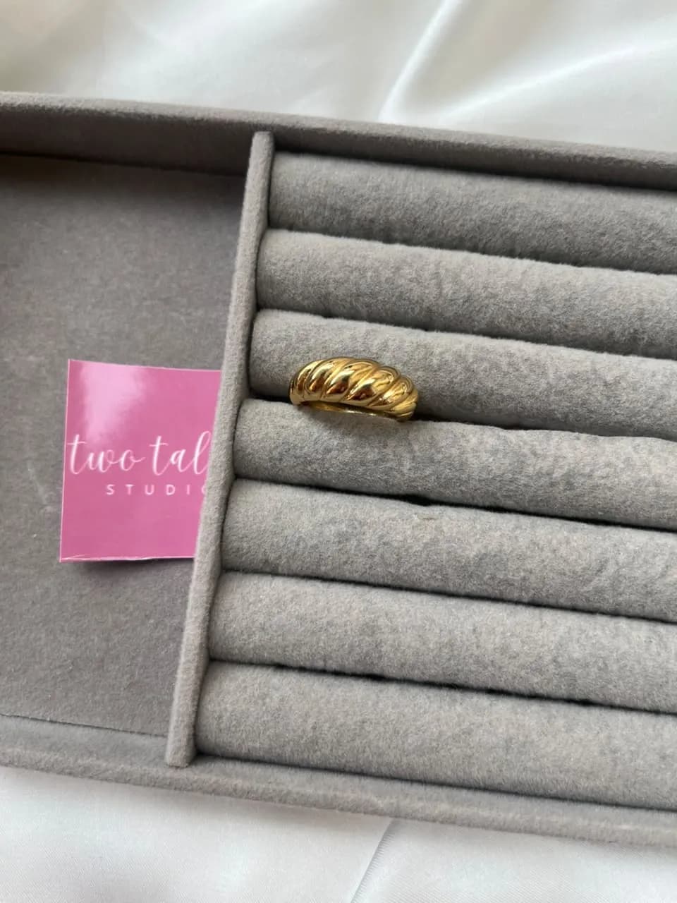 Twisted Ring 